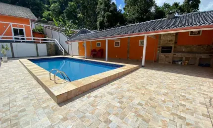 Casa em Condomínio para Venda em Teresópolis, Granja Guarani, 3 dormitórios, 1 suíte, 3 banheiros, 1 vaga