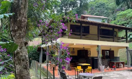 Casa em Condomínio para Venda em Petrópolis, Itaipava, 3 dormitórios, 2 banheiros, 2 vagas