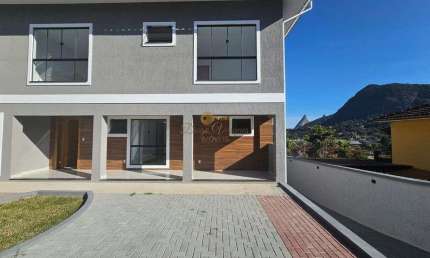 Apartamento para Venda em Teresópolis, Alto, 3 dormitórios, 2 suítes, 3 banheiros, 2 vagas