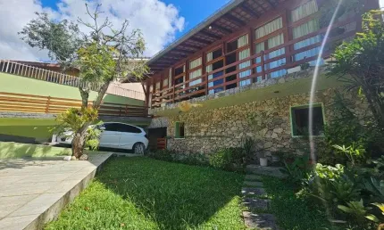 Casa para Venda em Teresópolis, Iucas, 4 dormitórios, 1 suíte, 3 banheiros, 3 vagas