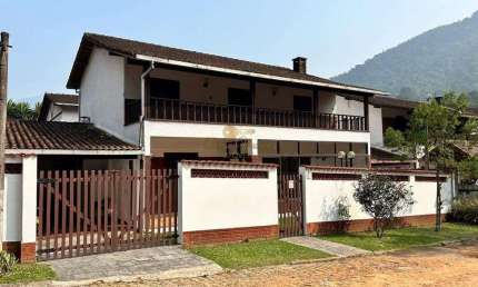 Casa em Condomínio para Venda em Teresópolis, Carlos Guinle, 4 dormitórios, 2 suítes, 4 banheiros, 2 vagas