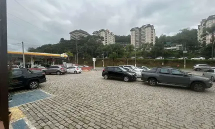 Loja Comercial para Locação em Petrópolis, Itaipava