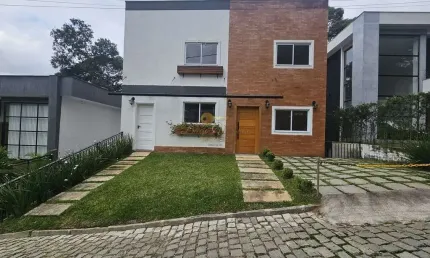 Casa em Condomínio para Venda em Teresópolis, Vargem Grande, 4 dormitórios, 2 suítes, 4 banheiros, 2 vagas