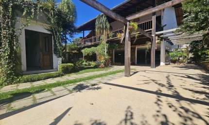 Casa para Venda em Teresópolis, Barra do Imbuí, 5 dormitórios, 2 suítes, 5 banheiros, 8 vagas