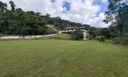 Sítio para Venda em Teresópolis, Pessegueiros, 4 dormitórios, 3 suítes, 7 banheiros, 6 vagas