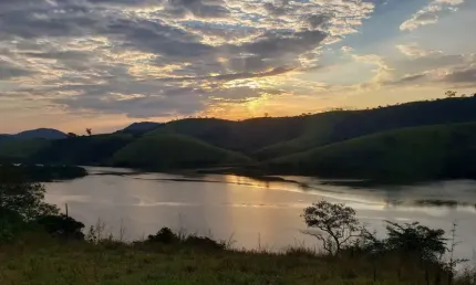 Sítio para Venda em Três Rios, Bemposta, 3 dormitórios, 3 suítes, 4 banheiros, 8 vagas