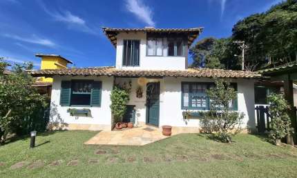 Casa em Condomínio para Venda em Teresópolis, Green Valley, 3 dormitórios, 1 suíte, 2 banheiros, 3 vagas