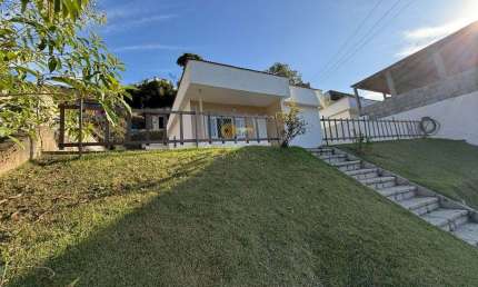 Casa para Venda em Teresópolis, Vale do Paraíso, 2 dormitórios, 2 banheiros