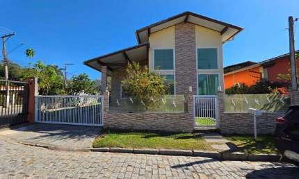 Casa em Condomínio para Venda em Teresópolis, Vargem Grande, 3 dormitórios, 1 suíte, 3 banheiros, 4 vagas