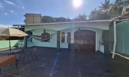 Casa para Locação em Teresópolis, Fazendinha, 3 dormitórios, 1 suíte, 3 banheiros, 2 vagas