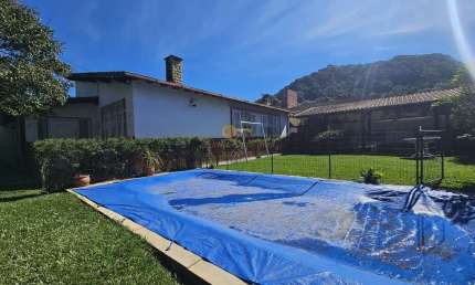 Casa para Venda em Teresópolis, Nossa Senhora de Fátima, 2 dormitórios, 2 banheiros, 2 vagas