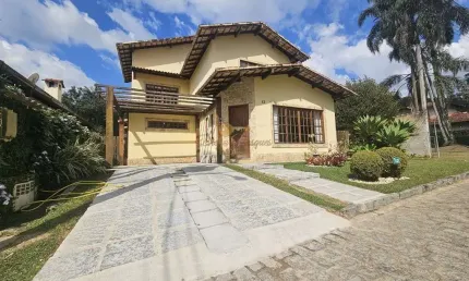 Casa em Condomínio para Venda em Teresópolis, Cascata do Imbuí, 4 dormitórios, 1 suíte, 3 banheiros, 2 vagas