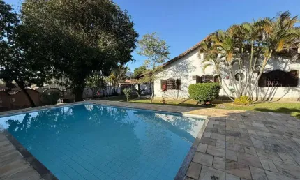 Casa para venda em guapimirim, iconha, 4 dormitórios, 1 suíte, 3 banheiros, 5 vagas