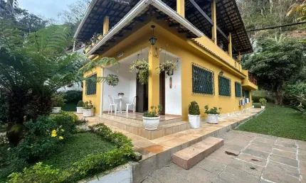 Casa para venda em petrópolis, nogueira, 4 dormitórios, 1 suíte, 2 banheiros, 2 vagas
