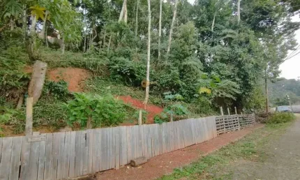 Terreno à venda na Rua Engenheiro Obed Cardoso, 271, Parque do Ingá, Teresópolis