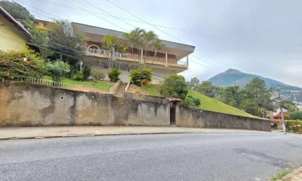 Casa para venda em teresópolis, bom retiro, 4 dormitórios, 1 suíte, 4 banheiros, 6 vagas