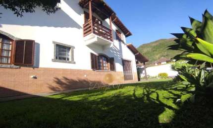 Casa para Venda em Teresópolis, Tijuca, 5 dormitórios, 2 suítes, 5 banheiros, 3 vagas