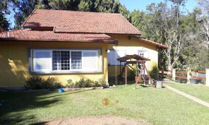 Casa para Venda em Teresópolis, Golfe, 3 dormitórios, 2 suítes, 3 banheiros
