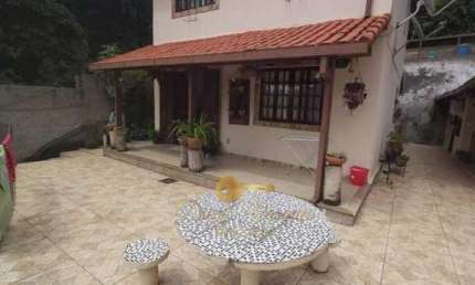 Casa para Venda em Teresópolis, Vale Feliz, 3 dormitórios, 1 suíte, 2 banheiros, 1 vaga