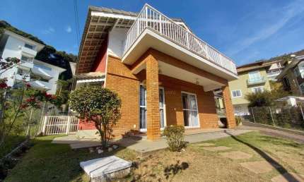 Casa em Condomínio para Venda em Teresópolis, Tijuca, 4 dormitórios, 2 suítes, 3 banheiros, 4 vagas