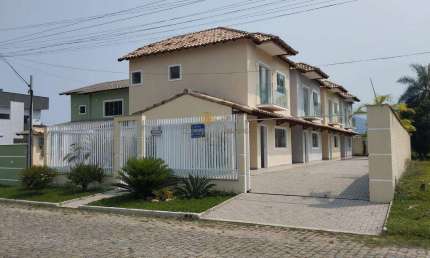 Casa em Condomínio para Venda em Guapimirim, Cotia, 3 dormitórios, 1 suíte, 2 banheiros, 1 vaga