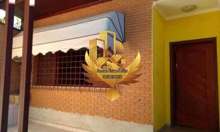 Imperdível: Casa à venda em Taubaté-SP, Campos Elíseos, 6 quartos, 1 suíte, 2 salas, 3 banheiros, 4 vagas, 350m².