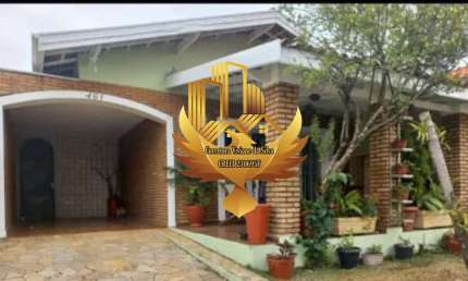 Casa na Independência ( próximo  a Av  Itália) Excelente Localização !!