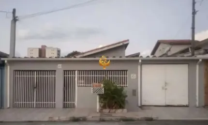 Imóvel à venda: casa com 2 quartos, 1 sala, 1 banheiro e 2 vagas de garagem no parque paduan, taubaté-sp - 300m² de área.