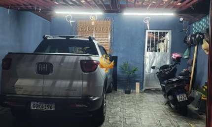 Imperdível: Casa à venda em Tremembé-SP, Loteamento Residencial Parque Central Flamboyant, 3 quartos, 1 sala, 2 banheiros!