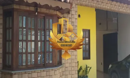 Imperdível oportunidade: casa à venda em taubaté-sp, no centro, com 2 quartos, 1 suíte, 1 sala, 2 banheiros, 2 vagas de garagem e 65,00 m² de área.
