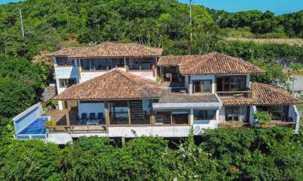 Casa à venda em João Fernandes- Excelente oportunidade!!