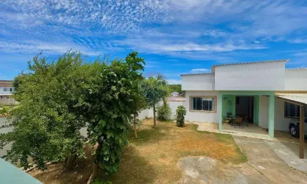 Duas Casas belíssimas à venda no bairro Villa Verde em Búzios/RJ