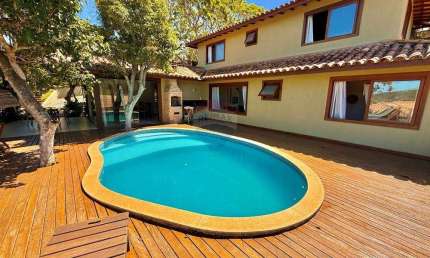 Casa à venda em Búzios com vista mar por R$ 2.800.000,00!!