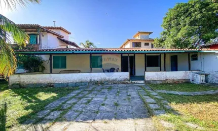 Casa à venda em Manguinhos! Oportunidade investimento em Búzios!