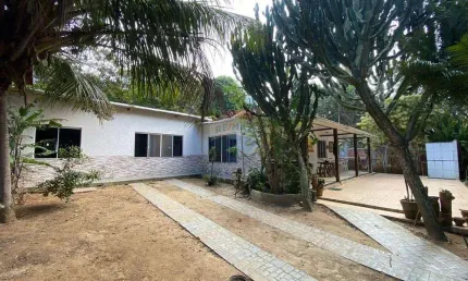 À venda: casa linda com amplo terreno de 2.263 m² no alto da boa vista, armação dos búzios