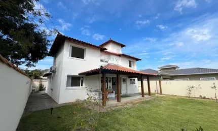 Casa com 4 quartos para alugar na Avenida Doze De Novembro, 5044, Caravelas, Armação dos Búzios