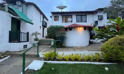Casa à Venda com RGI em Condomínio Village de Búzios Ossos
