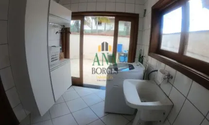 Bela residência a venda no condomínio ibiti do paço