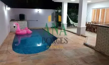Linda Casa com Design Moderno, Ótima Distribuição de Ambientes