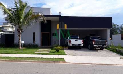 Casa a Venda com 400 m² no Condominio Chácara Ondina