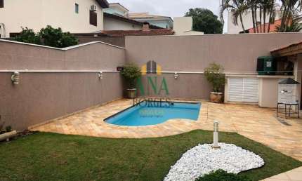 Casa com 3 quartos à venda na Rua Maria Dolores Martinez Gonzales, Granja Olga I, Sorocaba