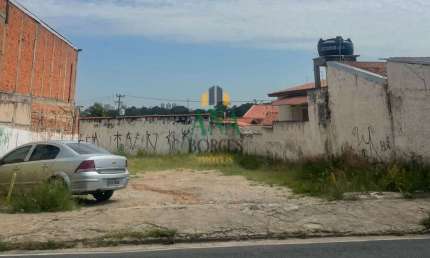 Dois Terrenos Comerciais a Venda em Excelente Localização