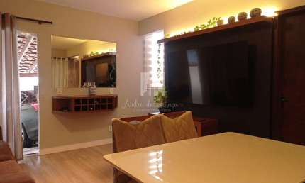 Casa com 2 quartos à venda na Rua Aquino Morbis, Jarivatuba, Joinville