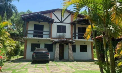 Chácara com 3 dormitórios à venda, 1539 m² por R$ 1.600.000,00 - Ressaca - Ibiúna/SP