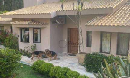 Casa com 4 dormitórios à venda, 445 m² por R$ 2.550.000 - Aracariguama - Araçariguama/SP