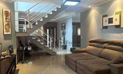 Sobrado com 3 dormitórios, 200 m² - venda por R$ 1.350.000,00 ou aluguel por R$ 8.000,00/mês - Vila Galvão - Guarulhos/SP