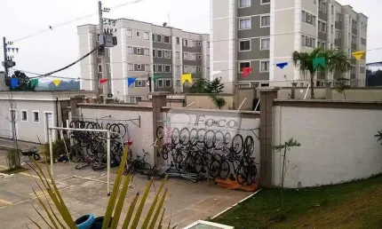 Apartamento com 2 dormitórios para alugar, 44 m² por R$ 1.517,00/mês - Água Chata - Guarulhos/SP