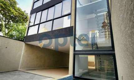 Sobrado Comercial ou Residencial com 3 Suítes, 6 vagas Piscina no Centro de São Bernardo do Campo