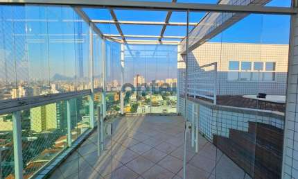 Cobertura de 210m² no Ville de France com piscina e área gourmet na melhor localização do Jardim do Mar.