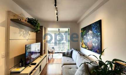 Apartamento de 2 dorms (suíte), 1 vaga, churrasqueira à carvão no condominio Exuberance Club